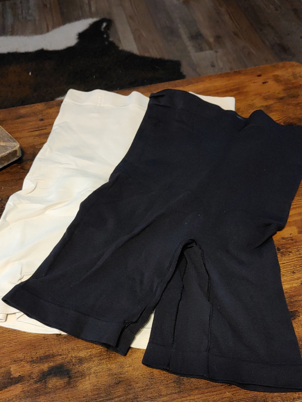 Nearly New 2- XL/2X Thigh, High waisted Shapermint Shapers